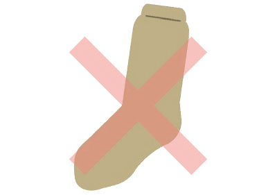 靴下をはいて寝るのはNG